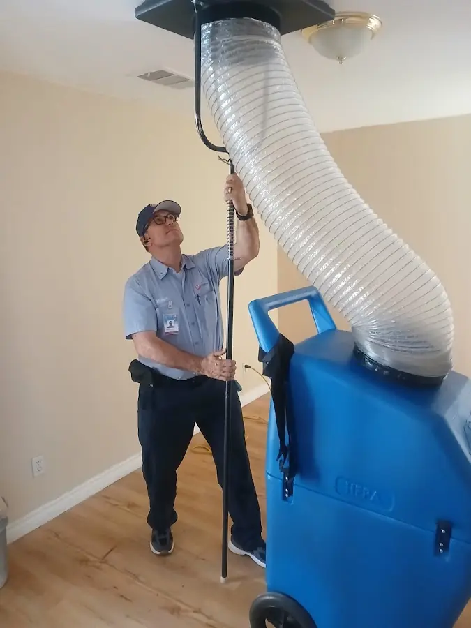 HVAC Installation technician using HEPA equipment in Pimmit Hills